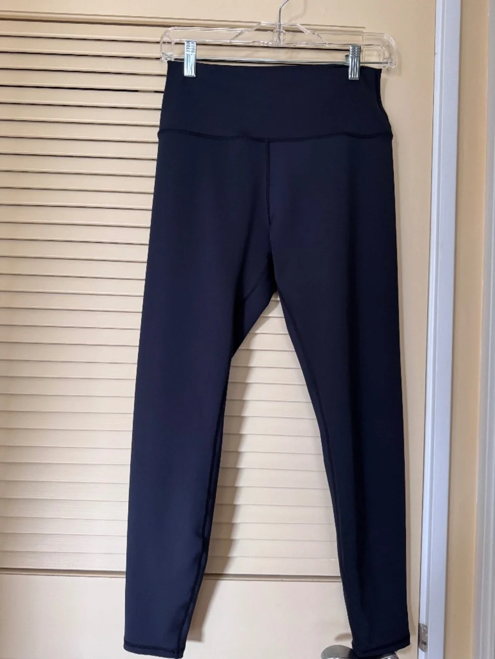 ALO women airbrush legging size L